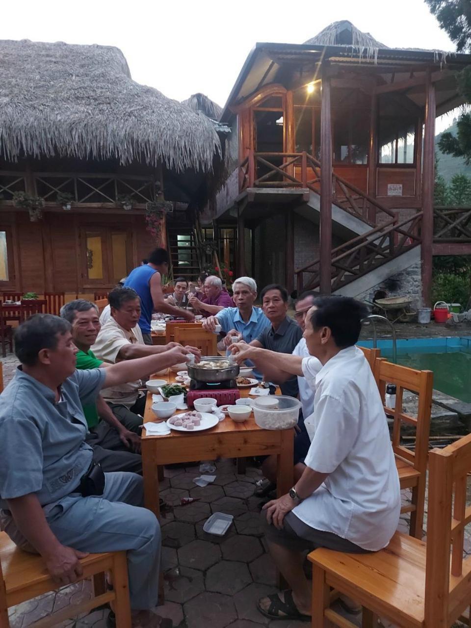 Flower Hmong Homestay バクハ エクステリア 写真