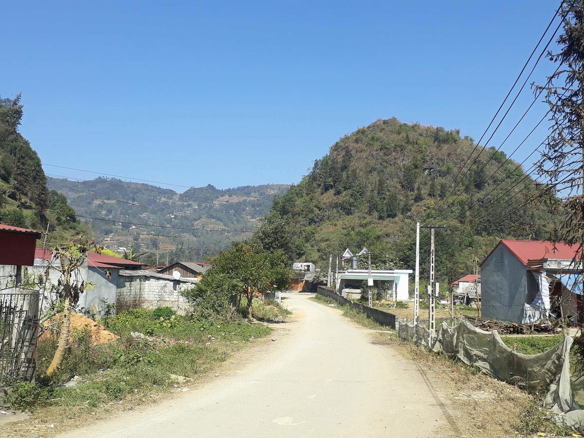 Flower Hmong Homestay バクハ エクステリア 写真
