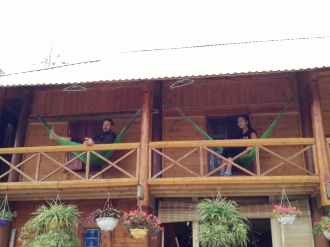 Flower Hmong Homestay バクハ エクステリア 写真